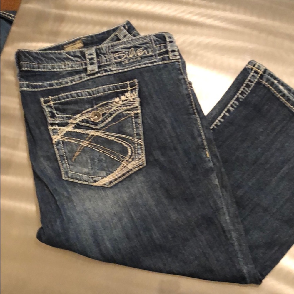 Silver Jeans denim capris